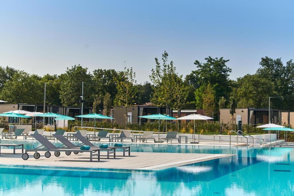 Panorama Mobile Homes In Camping Park Umag Exterior photo