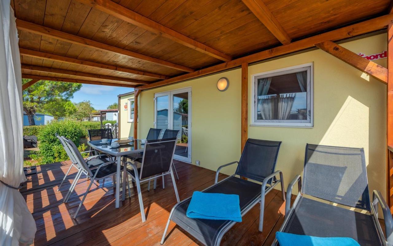 Panorama Mobile Homes In Camping Park Umag Room photo